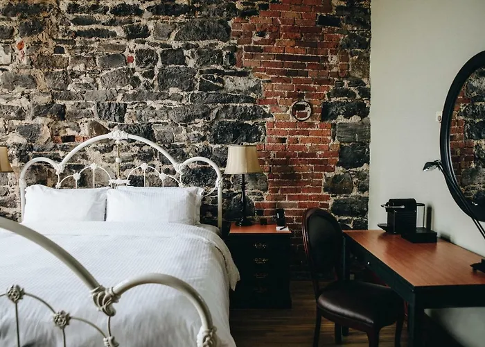 Auberge Du Vieux Port By Gray Collection