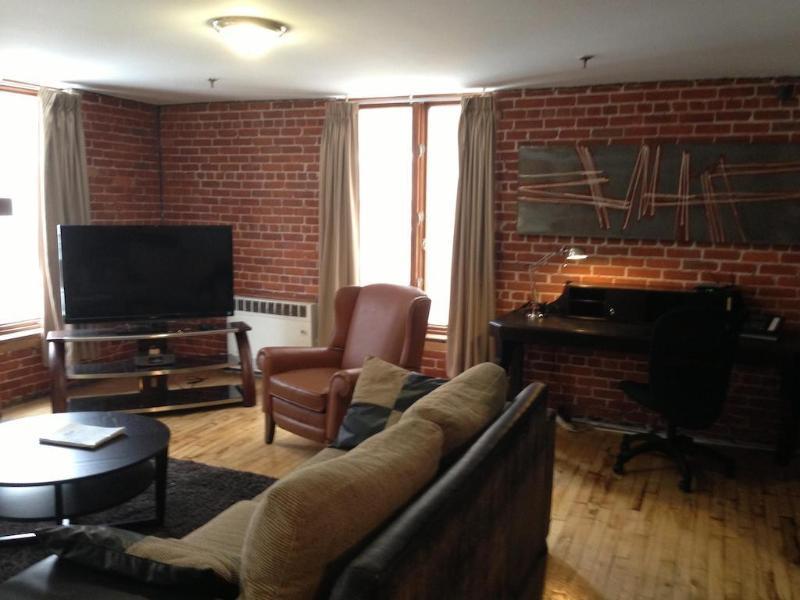 Inn Du Vieux Port By Gray Collection 4*